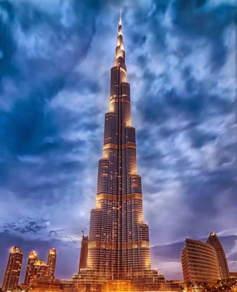 Burj Khalifa (1)