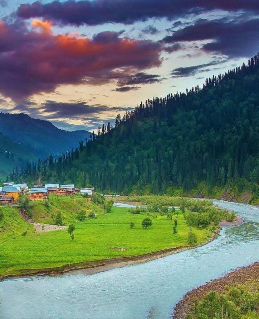 Kashmir Aru Valley.