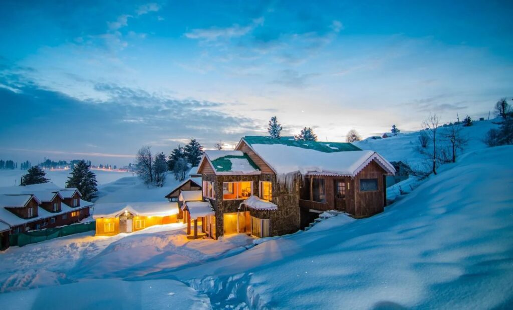 Kashmir Tour Package (Srinagar, Gulmarg)