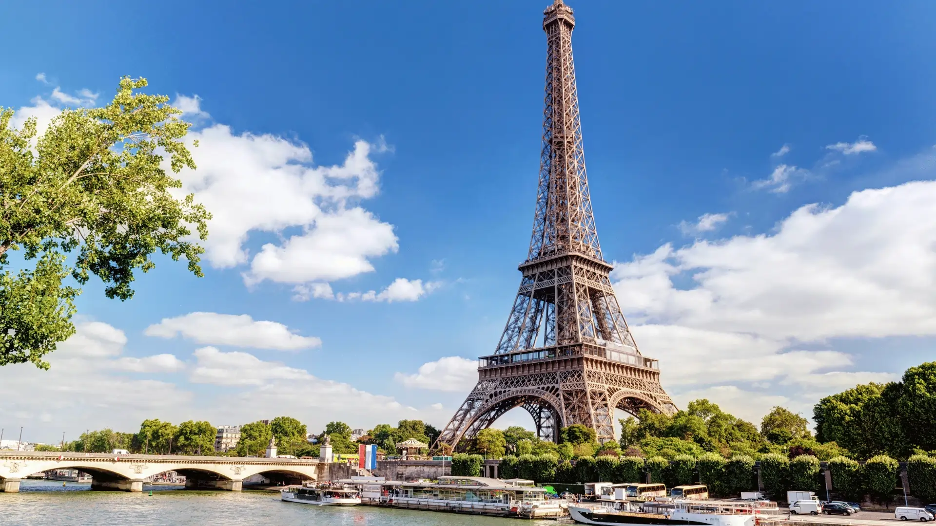 Eiffel Tower Paris – The World’s Most Visited Attraction
