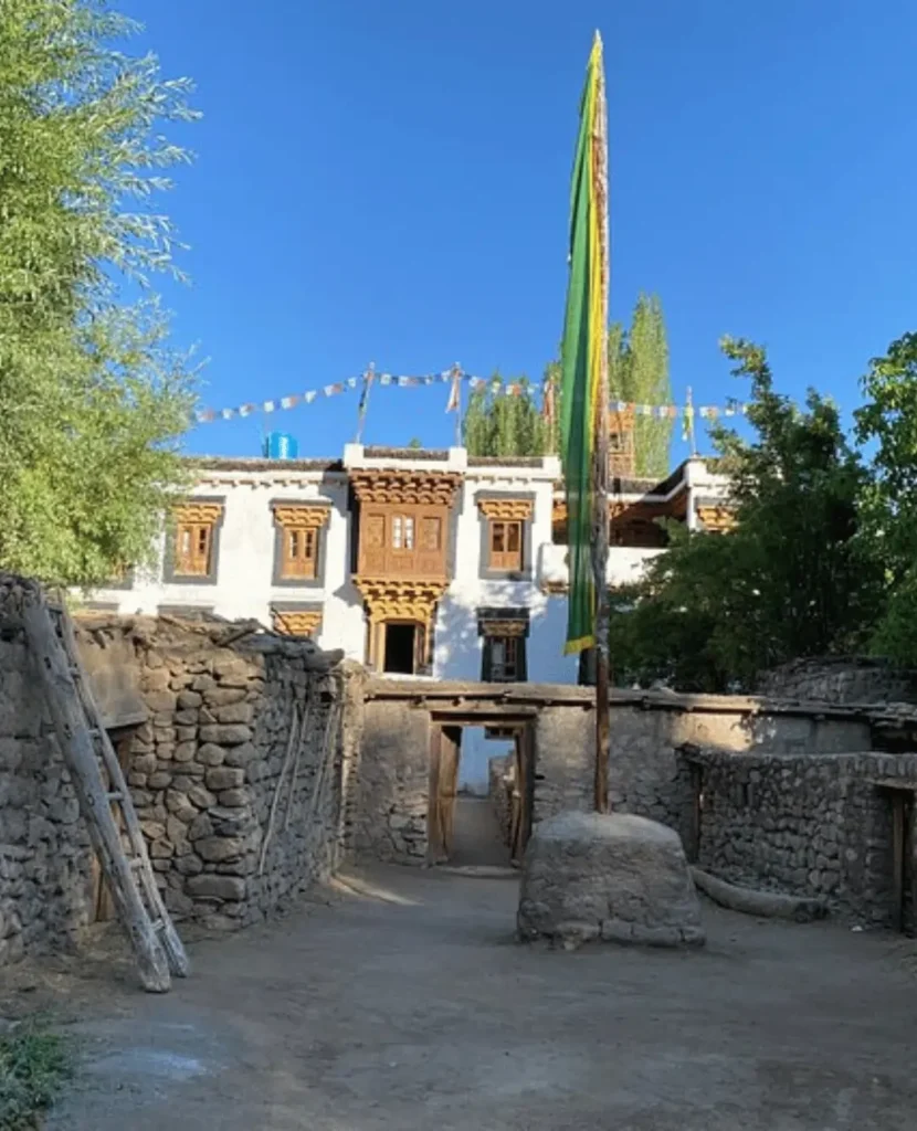 Nimmu Village